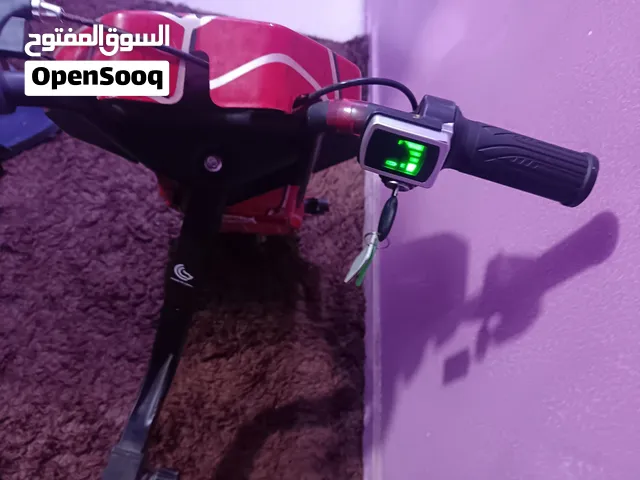سكوتر بحاله ممتازه سعر 18 وَدراجه 5