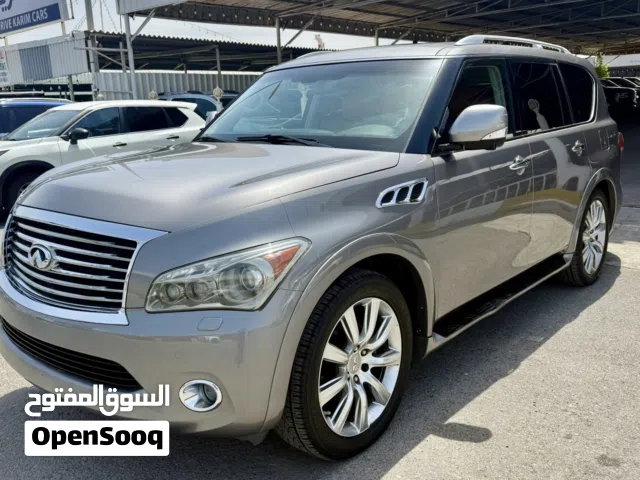 Infiniti QX56 4/4