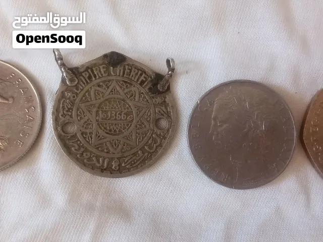 للبيع مجموعة من 3 عملات أجنبية قديمة وحدة مغربية