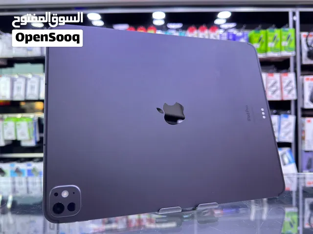 iPad Pro 13 inch M4 chip 512 GB  مع Wifi / خط  ايباد برو مستعمل بحالة الوكالة  100٪ مشحون 61 مرة فقط