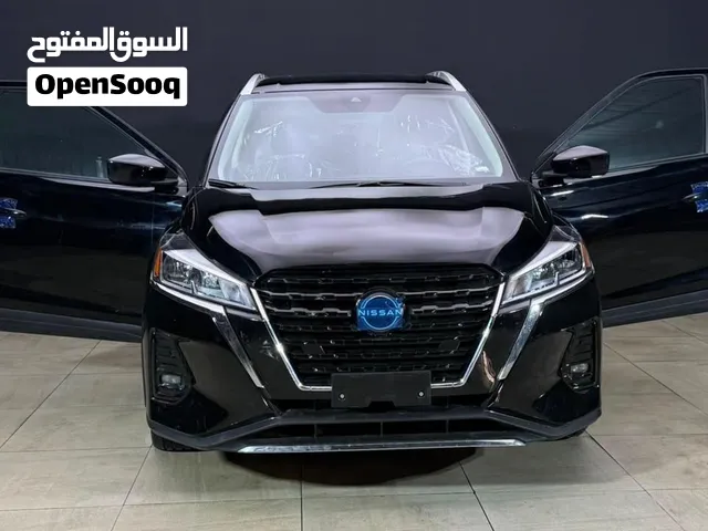 2025 Nissan Kicks Play SV