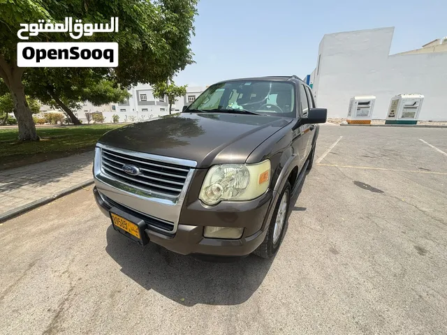 Ford Explorer XLT 7 seater perfect condition