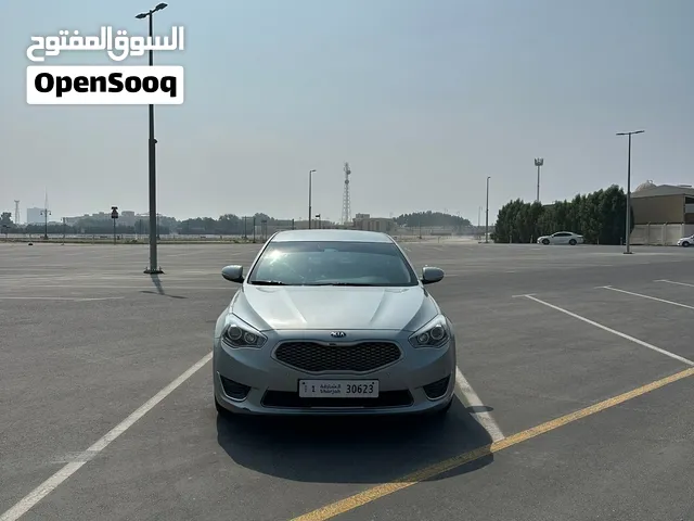 Used Kia Cadenza in Sharjah