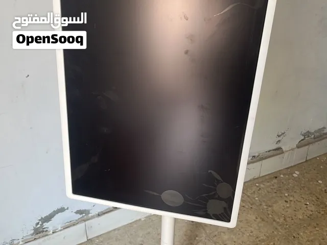عندي شاشة LG StanbyME متحركة 27 انش