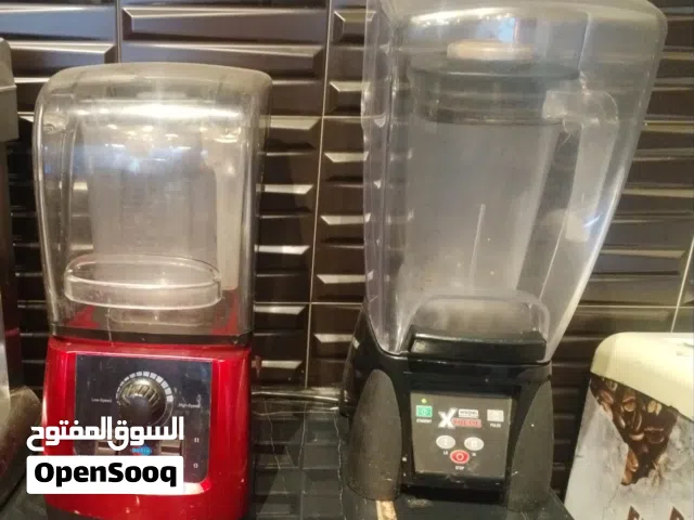 خلاطين صناعيين سايلنت للمقاهي والمطاعم بحالة ممتازة
