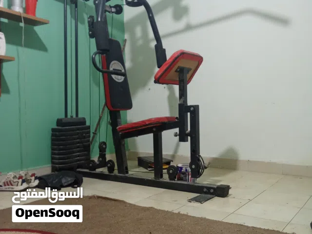 مكينة رياضية متعدد الستخدمات صالة رياضية منزلية متعددة الوظائف (Multi-Gym Machine) مصممة لتمارين الق