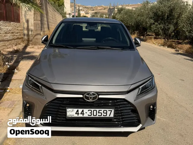 تويوتا يارس G وارد المركزية 2023 فل بنزين اقتصادية وماتور قوي 1500CC الفحص مرفق مع الصور