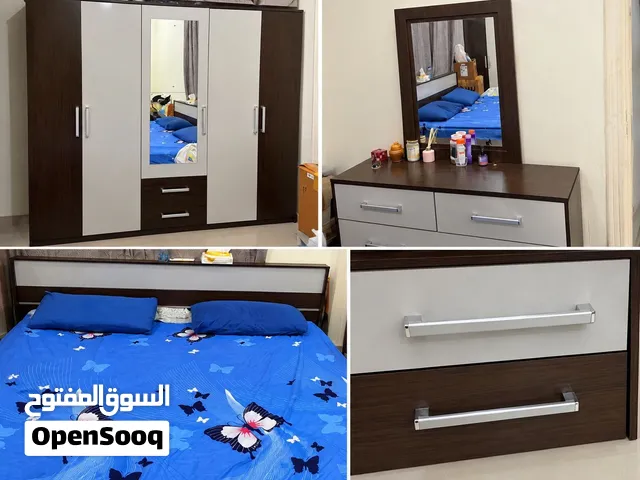 اثاث غرفة نوم للبيع