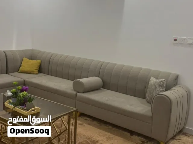 أثاث منزل كامل للبيع يتوفر أثاث منزل كامل للبيع، ويشمل: غرف نوم مكيفات سبليت دواليب وخزائن مطبخ ا