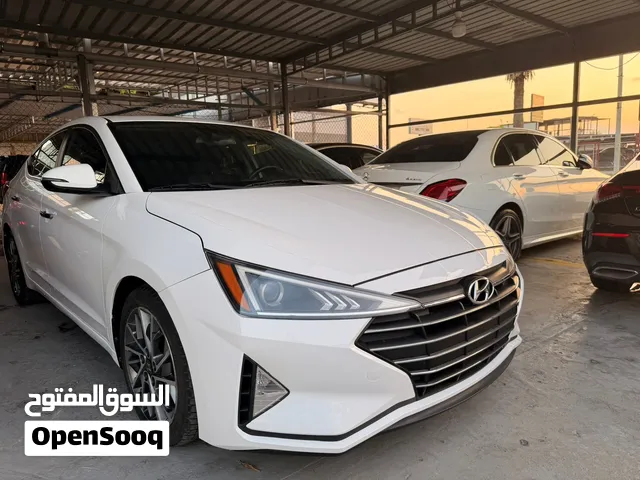 Hyundai Elantra Limited 2019
