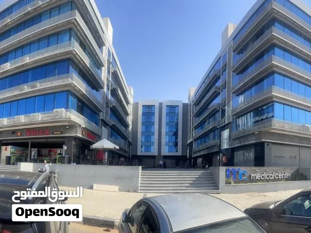 عيادة طبية للبيع في مول طبي بمدينة نصر – 47م متشطبة بالكامل بالتكييفات