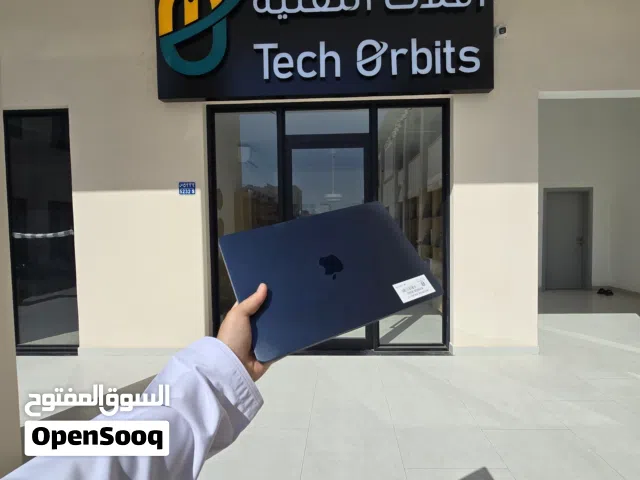 ماك بوك إير M2 - رام 8GB ومساحة 256GB