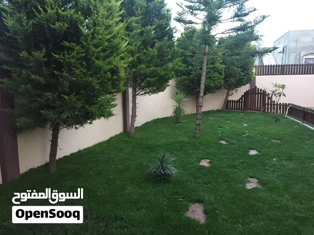 سياج خشب لحديقة