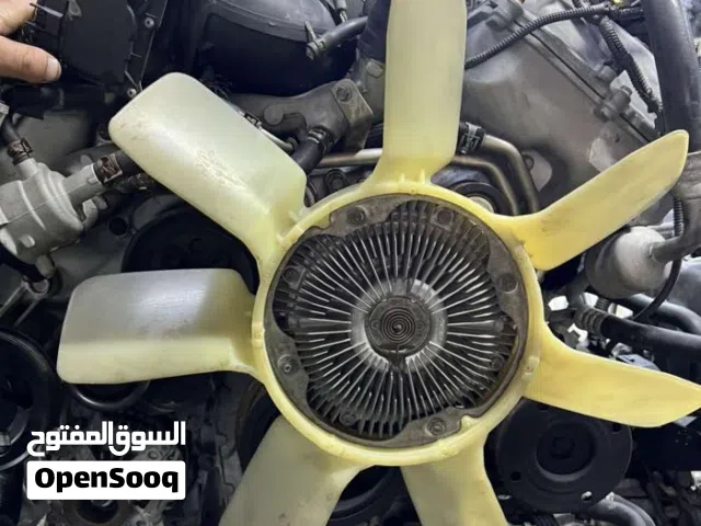 موجود مكاين افجي وكلوزرات 6 سلندر ومكاين لكزس 570 هاف كت الشارقه نظاف وممشاهن بسيط