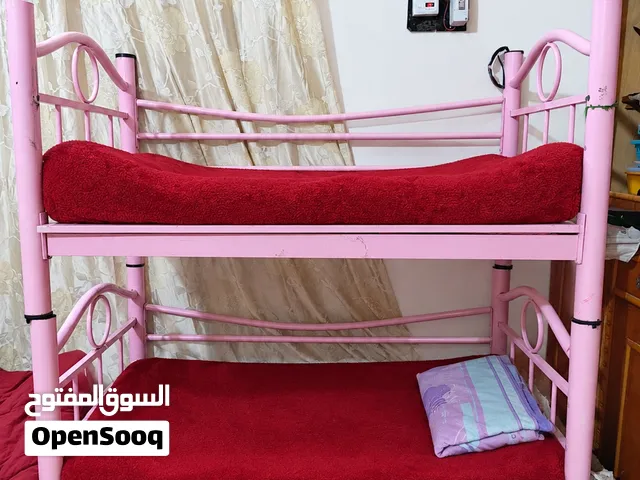سرير اطفال للبيع