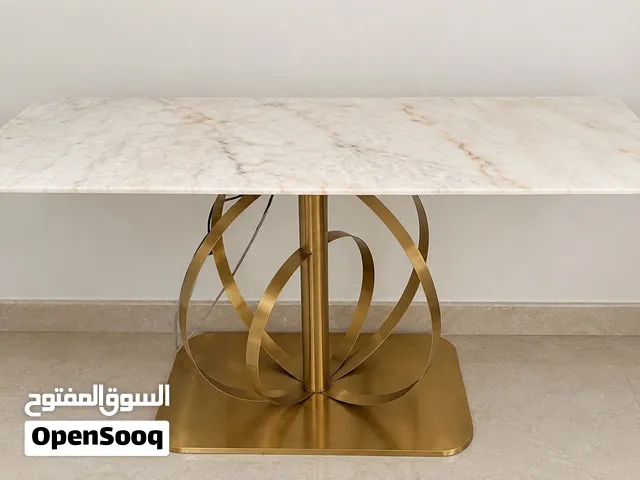 للبيع طقم مميز يتكون من 3 طاولات رخامية كبيرة
