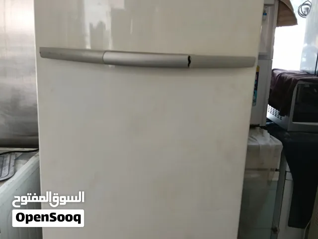 بحالة ممتازة