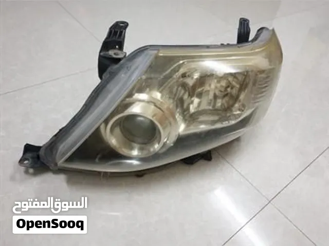 مصباح أمامي للسيارة بجودة عالية ومتانة ممتازة