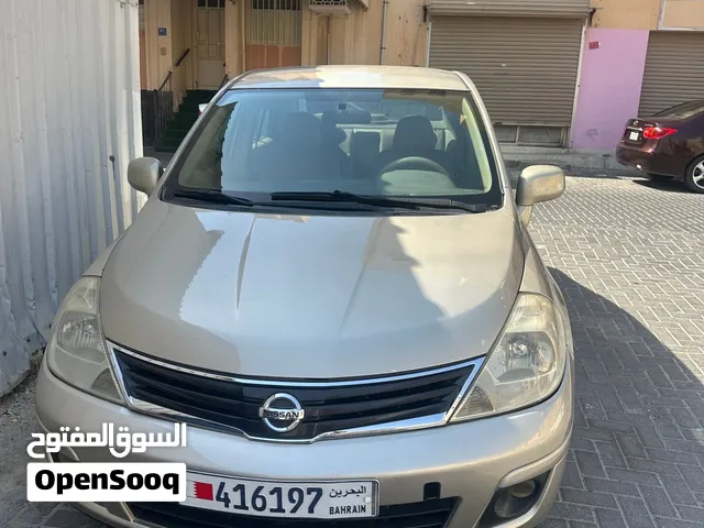 Nissan tiida 2012