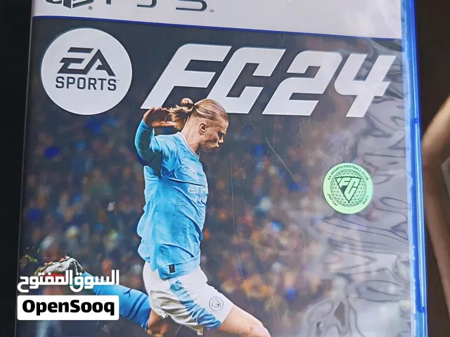 سيدي fc24 نسخة الفايف مستعمل استعمال بسيط وبحالة الوكاله ويمكنك فحصه عندي