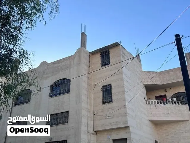 بيت مستقل للبيع مكون من طابقين 310 م