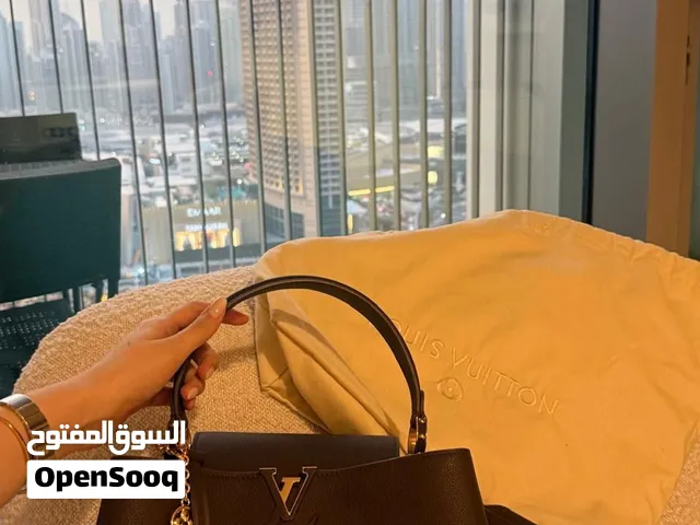 Louis Vuitton Capucines MM Souple limited