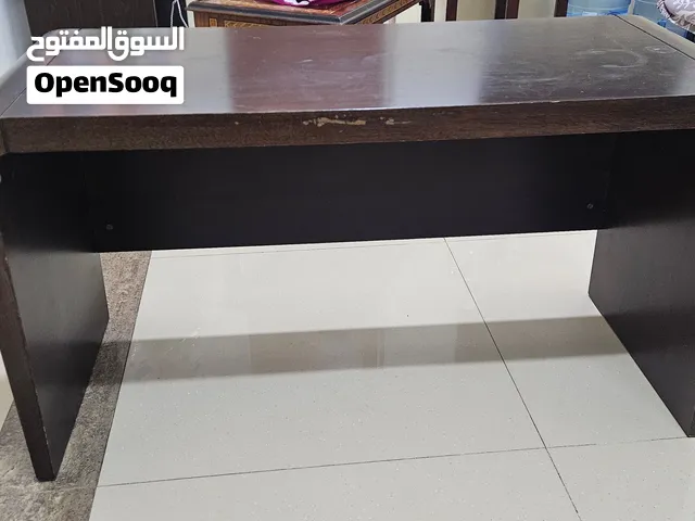 table good condition urgent sale