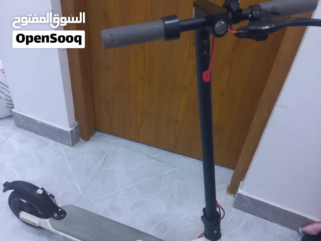 سكوتر شحن مستعمل قليل