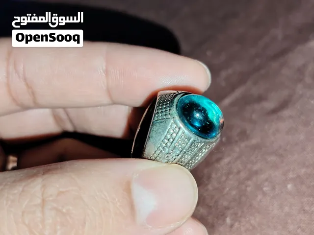 خاتم بحجر التوباز السويسري