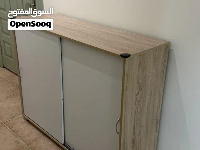 Shoe cabinet