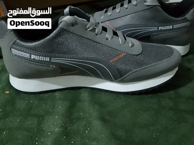 حذاء جميل وموريح