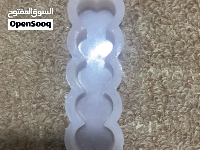 مستلزمات صناعه الشموع والجبس قوالب شمع  قوالب جبس  غلايه تذويب الشمع  ورق مقصوص  ألوان شموع