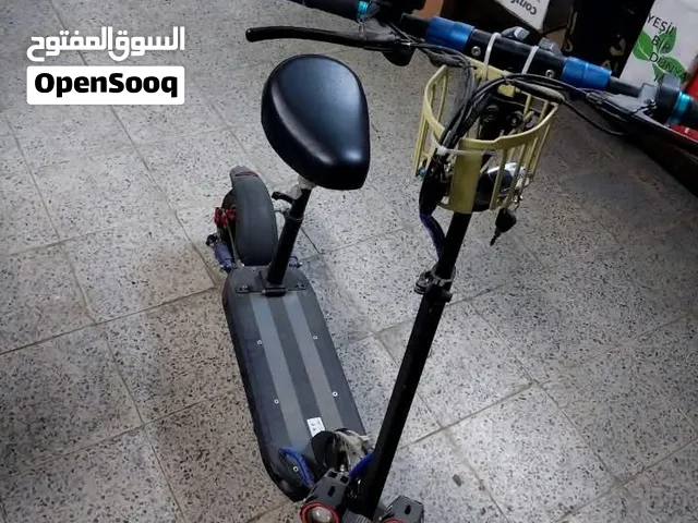 سكوتر كهربائي قابل للطي
