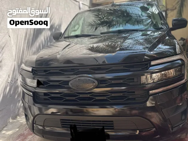 السلام عليكم خواتي فورد أكسبديشن 2024 وارد أمريكي فئة Xlt  السيارة نضيفة جدا محرك 6 سلندر 3500
