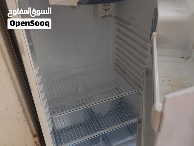ثلاجه للبيع