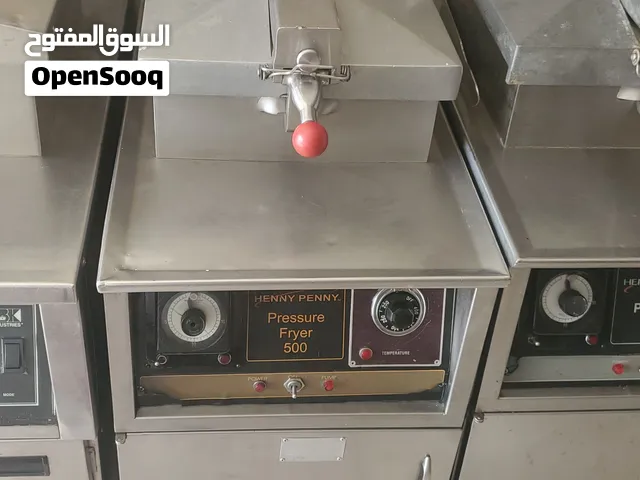 يوجد لدينا مكينه بروست صناعة أمريكي وكالة كهرباء شبه جديدة هاني باني وكاله للبيع