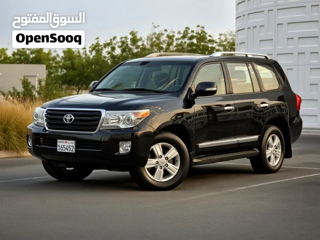 تويتا لاندكروزر Toyota LandCruiser GXR 2013 المالك الأول / صبغ الوكالة