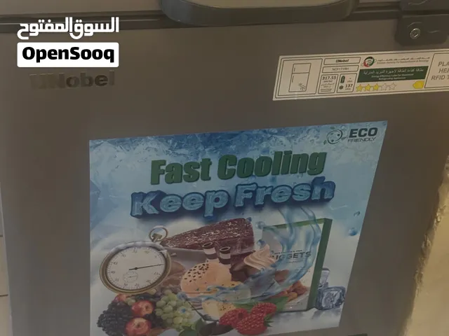 فريزر صندوق بحالة ممتازة للبيع بالشارقة والسعر لقطة