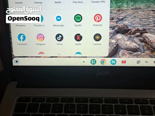 كمبيوتر محمول للبيع