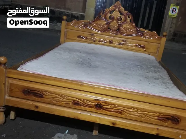 سرير نفرين سويدي خشب من الدرجه الاولى 190علي 160مع الفرش حقه والسعره هزوز ب 50,000 العرض لمده يومين