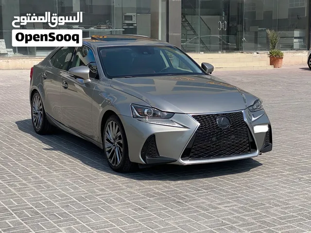 Lexus IS-300 / 2020 (Grey)
