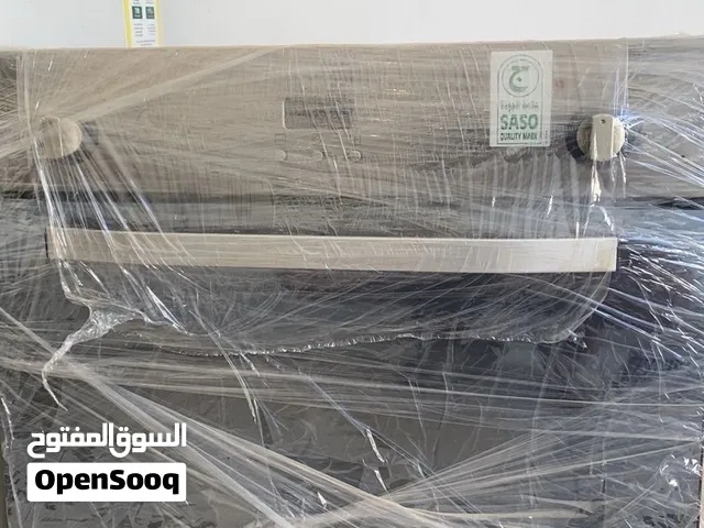 فرن مع شوايه مدمج بلت ان غاز اريستون
