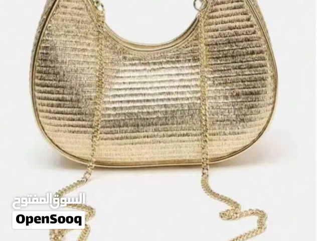 شنطة لويس فويتون وشانيل