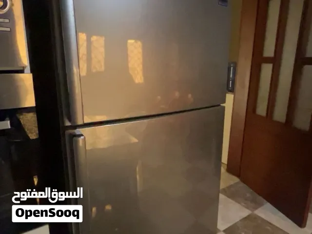 سلام عليكم عندي تلاجة لي بيع سامسونق عاديه مش بخاريه سعر الف