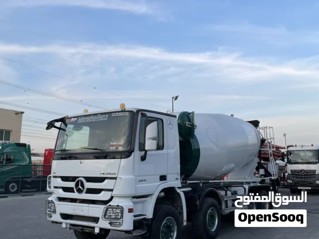 Mercedes-mixer truck 12m 2014