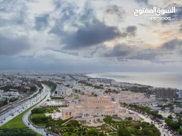 للبيع أرض سكني تجاري أول خط مميزة في مسقط ونادره