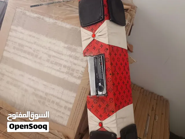 مسجل تكتتك للبيع شغال فقط خشبه مالته مكسوره وياه الدمام الخلفي يربط ويه المسجل الامام مباشر وصوته