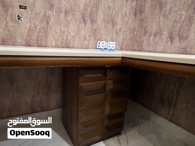 مكتب دراسه شكل حرف L