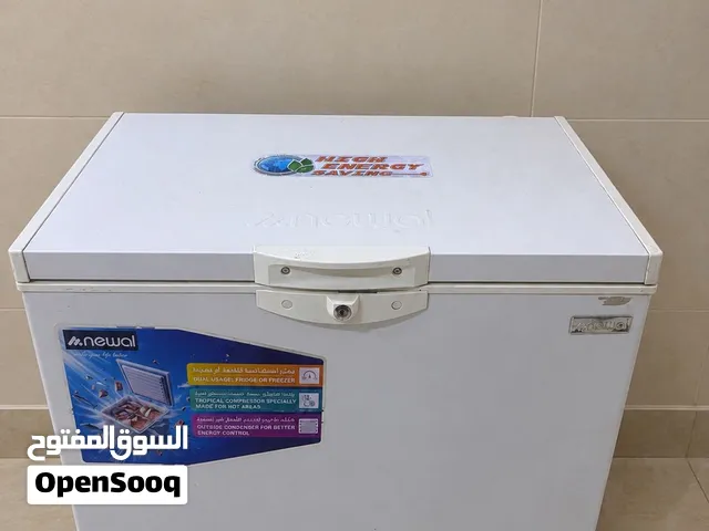 مجمدة مستعمل نظيفة