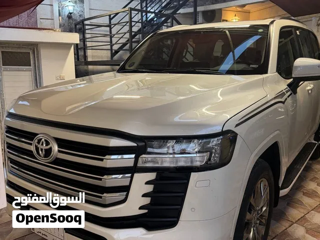 للبيع  Toyota Land Cruiser GXR 2022